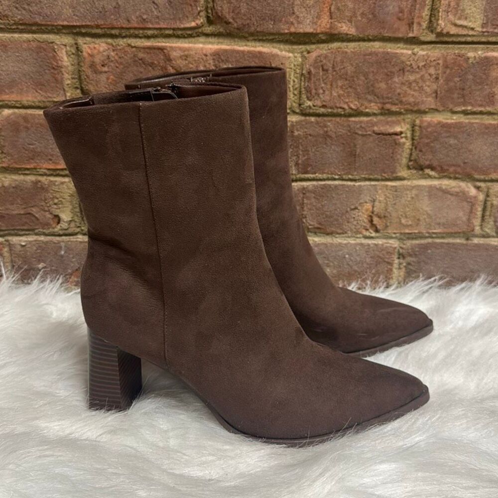 A New Day Women’s Chocolate Brown Suede Pointed Toe Bootie Sz 8.5